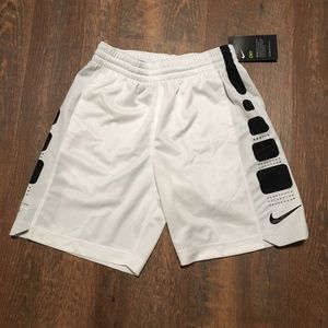 New Nike Drifit Boys Small Shorts